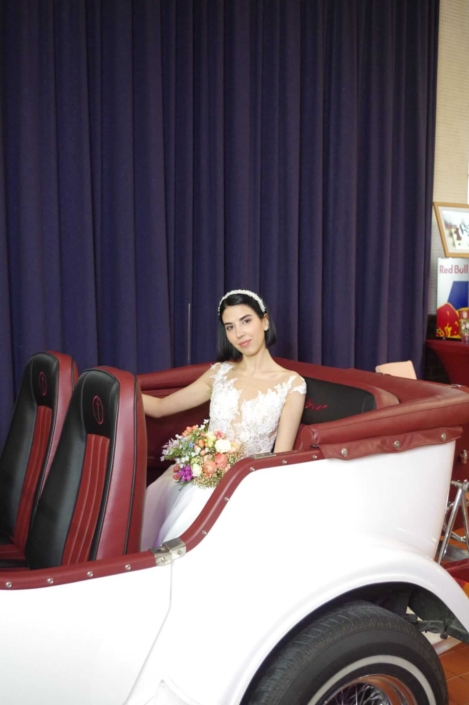 taxilinz-manuela-moertl-oldtimer-hochzeiten-linz